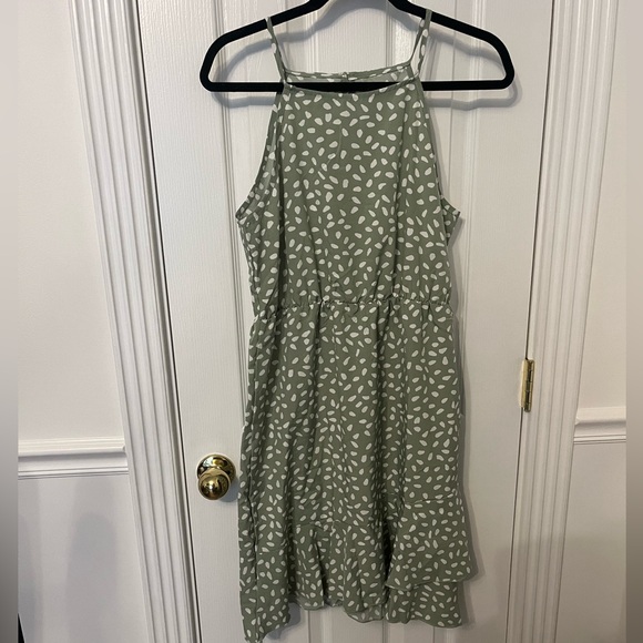 Polka dot halter sundress. - Picture 5 of 5